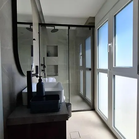 Modern Luxury In Evia *